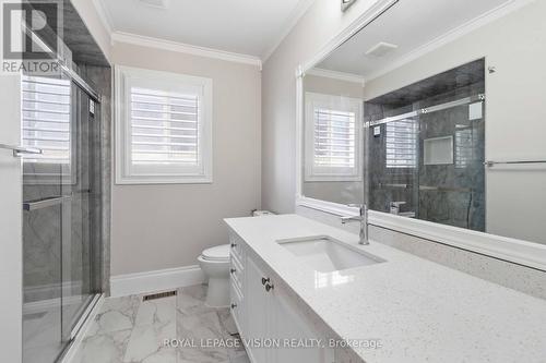 3859 Mcdowell Drive, Mississauga, ON - Indoor Photo Showing Bathroom