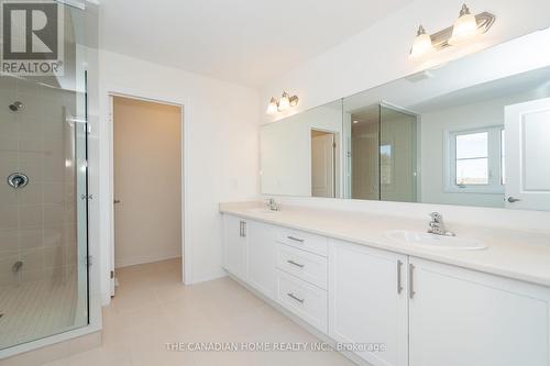 3 Blain Drive, Hamilton, ON - Indoor Photo Showing Bathroom