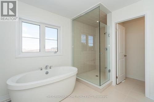 3 Blain Drive, Hamilton, ON - Indoor Photo Showing Bathroom