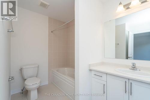 3 Blain Drive, Hamilton, ON - Indoor Photo Showing Bathroom