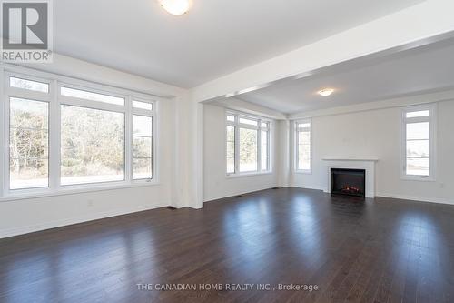 3 Blain Drive, Hamilton, ON - Indoor Photo Showing Living Room With Fireplace