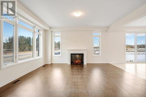 3 Blain Drive, Hamilton, ON - Indoor Photo Showing Living Room With Fireplace