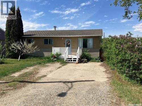 110 4Th Street N, Nipawin, SK - Outdoor With Deck Patio Veranda