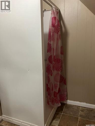 110 4Th Street N, Nipawin, SK - Indoor