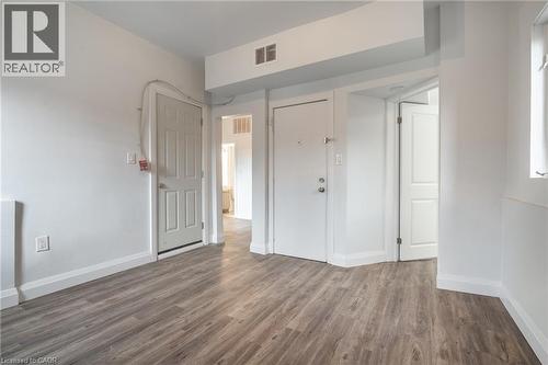 524 King Street E Unit# 3, Hamilton, ON - Indoor Photo Showing Other Room