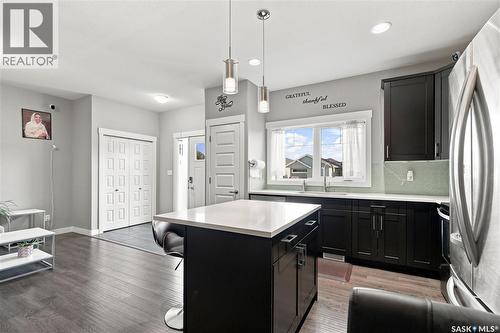 516 Kloppenburg Crescent, Saskatoon, SK - Indoor Photo Showing Kitchen With Upgraded Kitchen