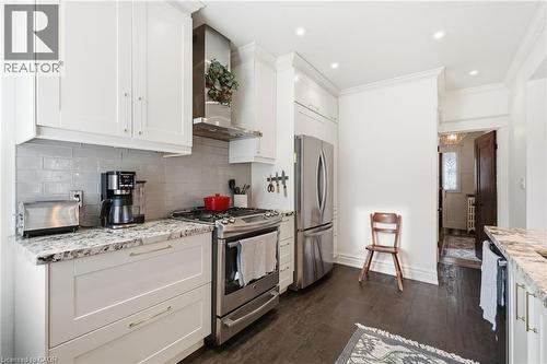 37 Connaught Avenue S, Hamilton, ON - Indoor Photo Showing Kitchen With Stainless Steel Kitchen With Upgraded Kitchen