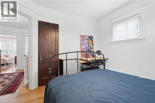37 Connaught Avenue S, Hamilton, ON - Indoor Photo Showing Bedroom