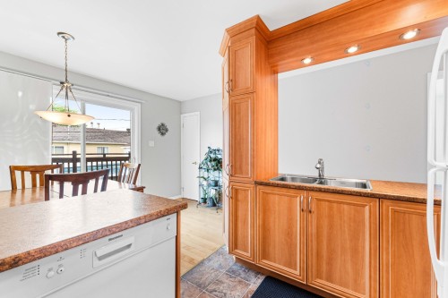 Cuisine - 2660 Rue Clermont, Mascouche, QC - Indoor Photo Showing Kitchen With Double Sink