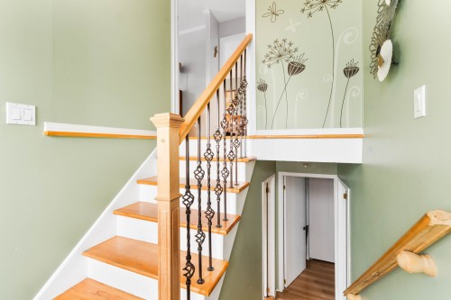 Hall d'entrée/Vestibule - 2660 Rue Clermont, Mascouche, QC - Indoor Photo Showing Other Room