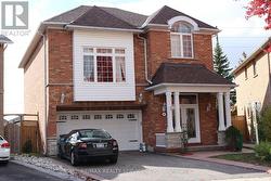 42 BRAMBIRCH CRESCENT Brampton, ON L7A 1V1