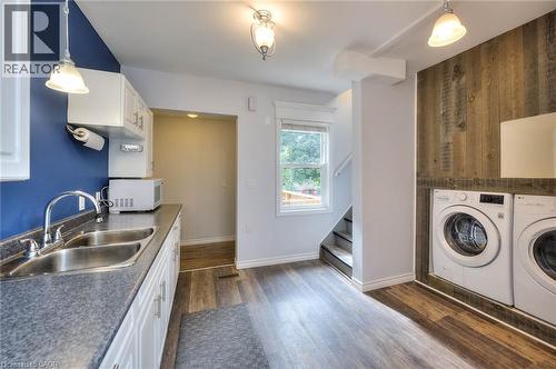1346 King Street E, Cambridge, ON - Indoor Photo Showing Laundry Room