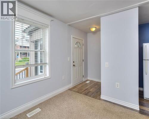 1346 King Street E, Cambridge, ON - Indoor Photo Showing Other Room