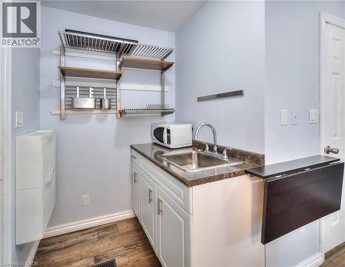 1346 King Street E, Cambridge, ON - Indoor
