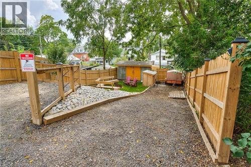 1346 King Street E, Cambridge, ON - Outdoor