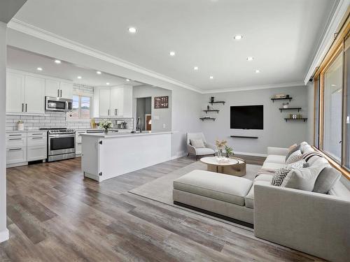 Virtually Staged Living Room - 627 Dallenlea Avenue, Winnipeg, MB - Indoor