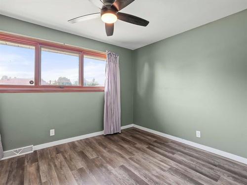 Primary Bedroom - 627 Dallenlea Avenue, Winnipeg, MB - Indoor Photo Showing Other Room