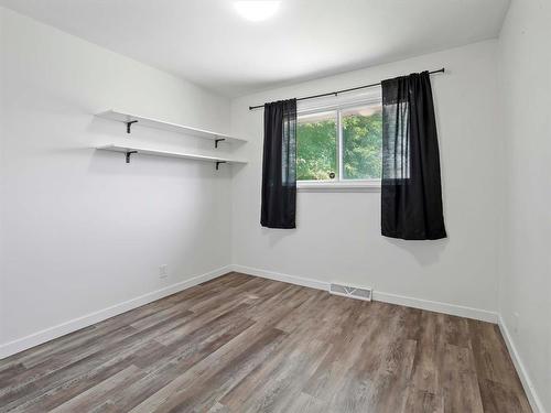 Main floor bedroom #2 - 627 Dallenlea Avenue, Winnipeg, MB - Indoor