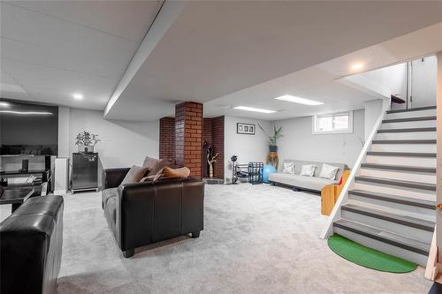 663 Union Avenue E, Winnipeg, MB - Indoor Photo Showing Basement