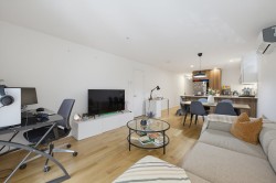 Salon - 