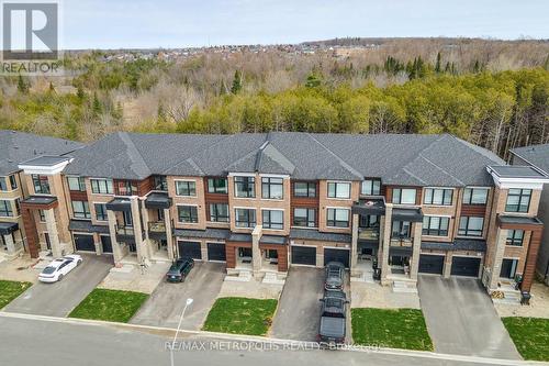 132 Blue Forest Crescent, Barrie, ON - Outdoor With Facade