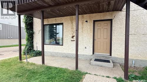 A 412 Heritage Drive, Estevan, SK - Outdoor With Exterior