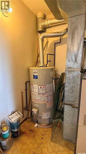 A 412 Heritage Drive, Estevan, SK - Indoor Photo Showing Basement