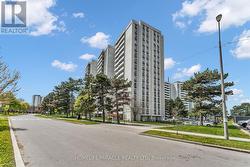 1611 - 20 FOREST MANOR ROAD Toronto, ON M2J 1M2