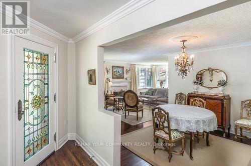 12 Wynnview Court, Toronto, ON - Indoor Photo Showing Dining Room
