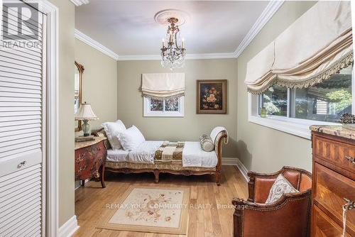 12 Wynnview Court, Toronto, ON - Indoor Photo Showing Bedroom