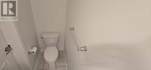 25 Phyllis Drive, Caledon, ON - Indoor Photo Showing Bathroom