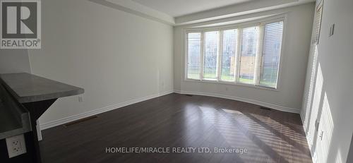 25 Phyllis Drive, Caledon, ON - Indoor Photo Showing Other Room