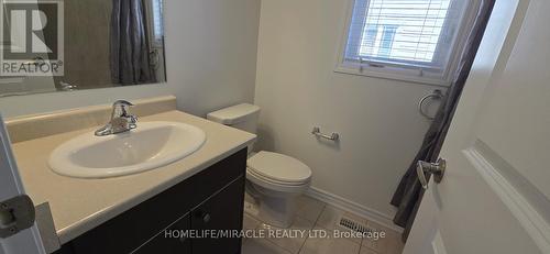 25 Phyllis Drive, Caledon, ON - Indoor Photo Showing Bathroom