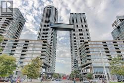 2708 - 15 ICEBOAT TERRACE  Toronto, ON M5V 4A5