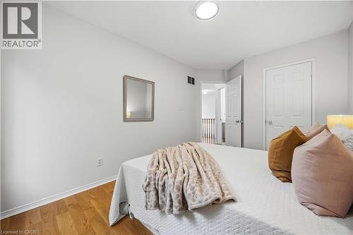 137 Stokely Crescent, Whitby, ON - Indoor Photo Showing Bedroom