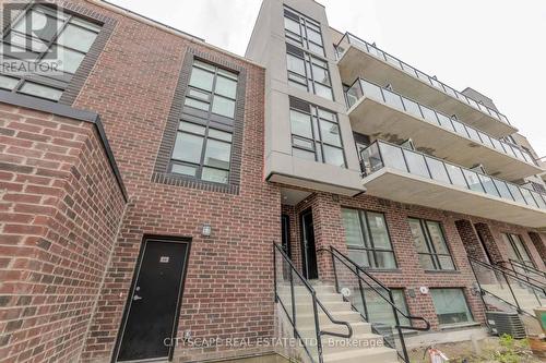 46 - 871 SHEPPARD AVENUE W , Toronto, Ontario M3H 0E8 3