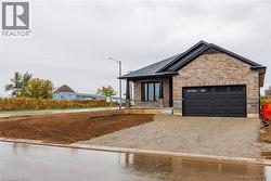 93 DUCHESS Drive  Delhi, ON N4B 0B3