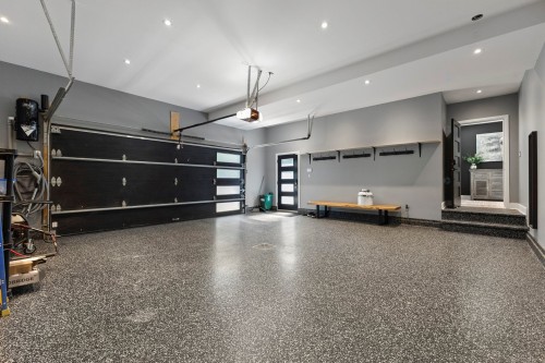 Garage - 459 Rue Wellesley, Hudson, QC - Indoor Photo Showing Garage