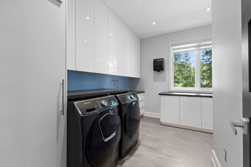 Salle de lavage - 459 Rue Wellesley, Hudson, QC - Indoor Photo Showing Laundry Room