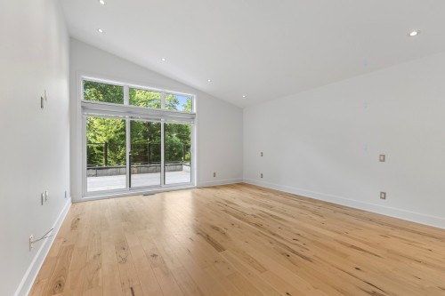 Chambre à coucher - 459 Rue Wellesley, Hudson, QC - Indoor Photo Showing Other Room
