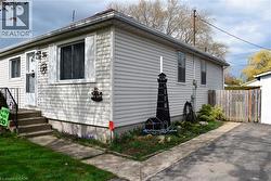 36 WOODHOUSE Avenue  Port Dover, ON N0A 1N8