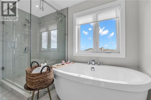 Bathroom - 2195 Ironwood Road, London, ON - Indoor Photo Showing Bathroom