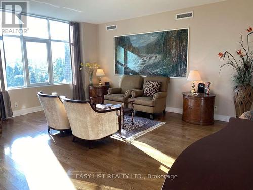 602 - 3590 Rivergate Way, Ottawa, ON - Indoor Photo Showing Living Room