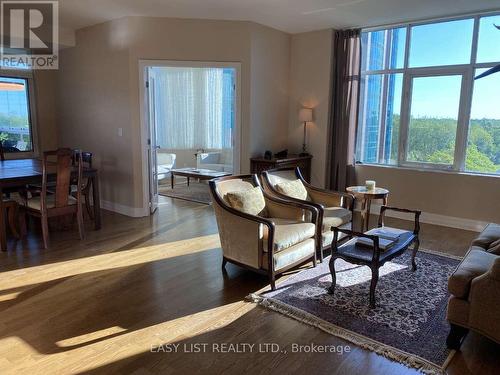 602 - 3590 Rivergate Way, Ottawa, ON - Indoor Photo Showing Living Room