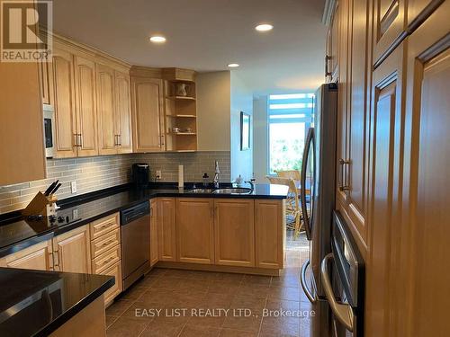 602 - 3590 Rivergate Way, Ottawa, ON - Indoor Photo Showing Kitchen With Double Sink