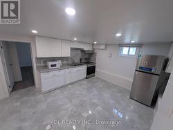 345 CENTRE STREET E  Richmond Hill, ON L4C 1B3