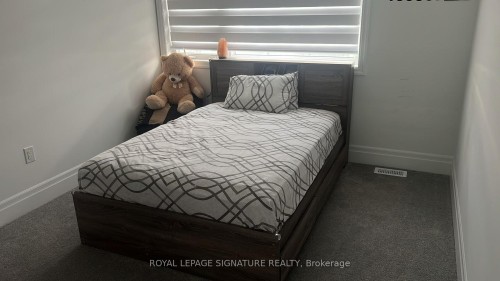 1894 Thames Circle, Milton, ON - Indoor Photo Showing Bedroom