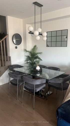 1894 Thames Circle, Milton, ON - Indoor Photo Showing Dining Room