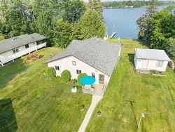 18 Wildwings Drive  Lac Du Bonnet, MB R0E 1A0