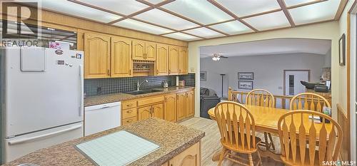 Anderson Acres, Swift Current Rm No. 137, SK - Indoor Photo Showing Kitchen